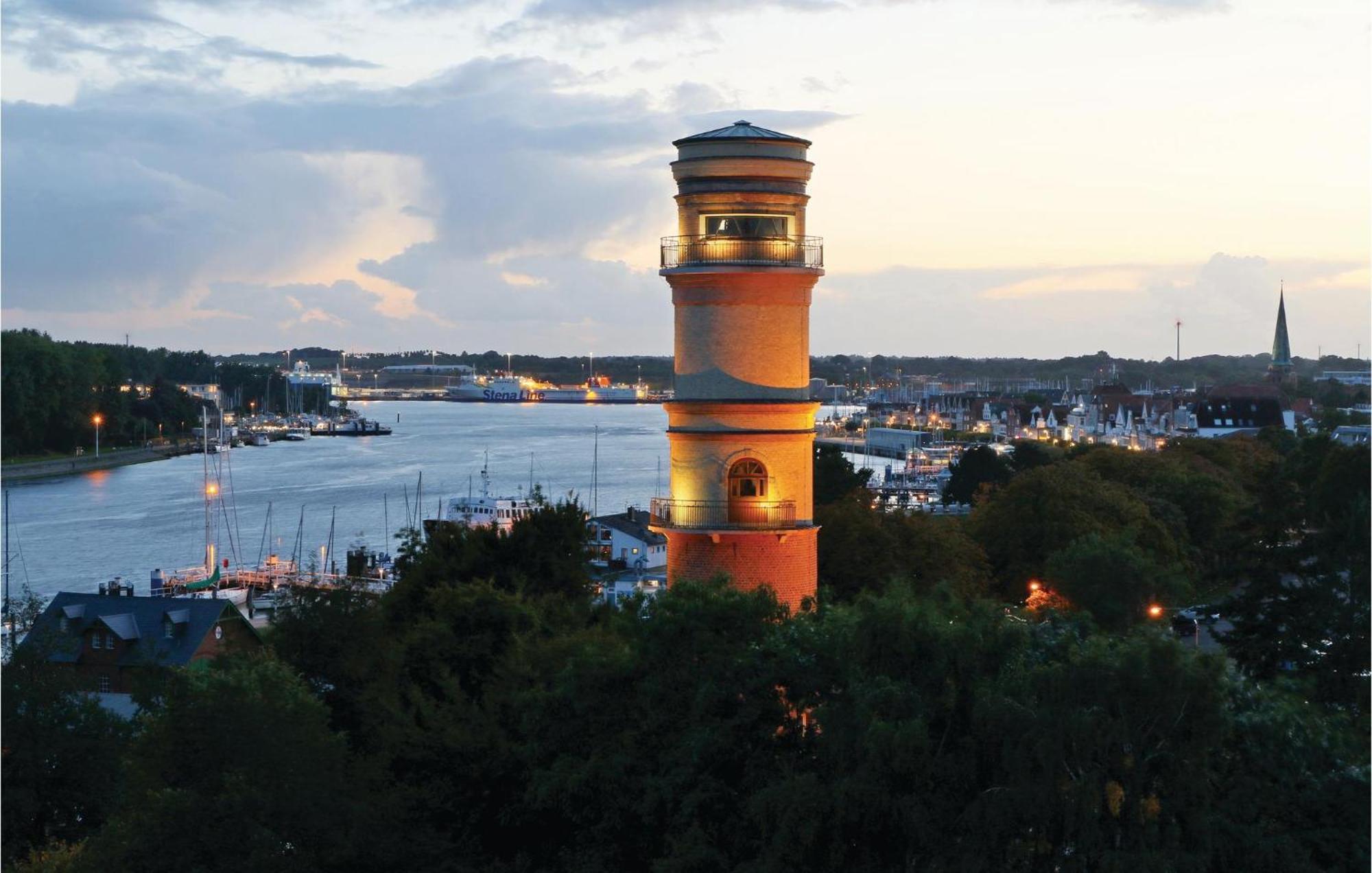 Awesome Apartment In Luebeck Travemuende Luaran gambar